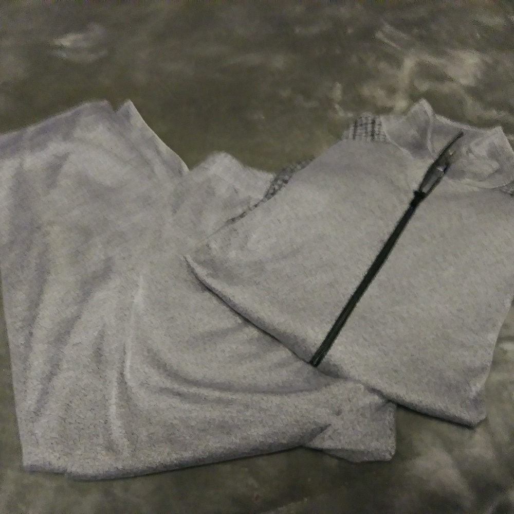 Womens Adolfo sweatsuit sz 1x